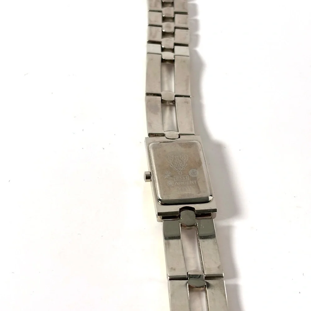 Gucci Vintage Women’s Two-Tone Rectangular Quartz Watch Silver